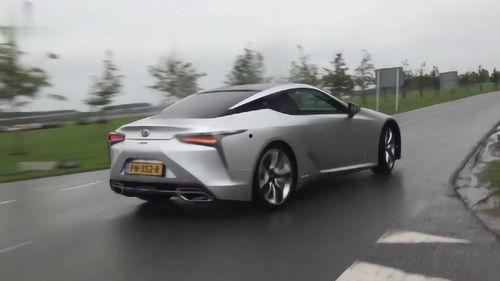 国产性能车加速比拼视频,速度与激情的巅峰较量